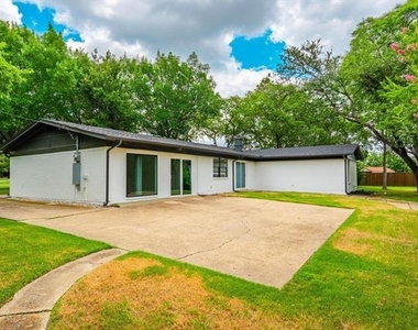 12607 Gaslite Circle - Photo Thumbnail 30