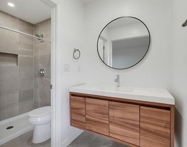 12607 Gaslite Circle - Photo Thumbnail 20