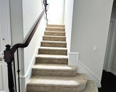 2509 Temple Drive - Photo Thumbnail 6