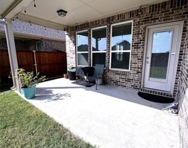 2509 Temple Drive - Photo Thumbnail 7