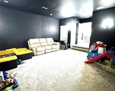 2509 Temple Drive - Photo Thumbnail 20
