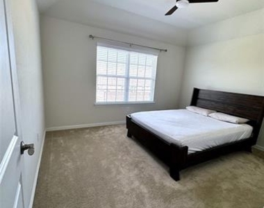 2509 Temple Drive - Photo Thumbnail 23