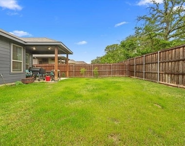 585 Concho Street - Photo Thumbnail 22