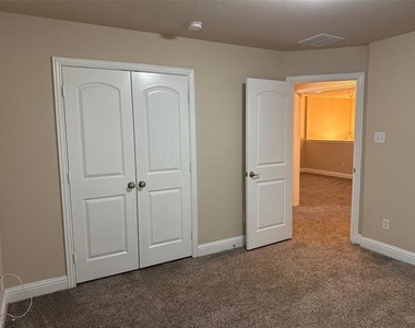 2610 Jackson Drive - Photo Thumbnail 14