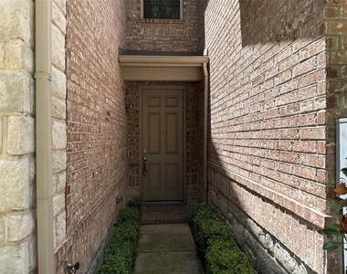 2610 Jackson Drive - Photo Thumbnail 1