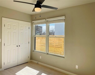 4609 Virginia Avenue - Photo Thumbnail 6