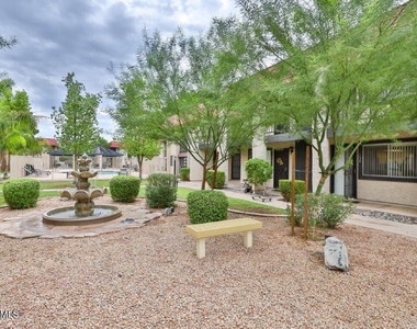 700 W University Drive - Photo Thumbnail 19