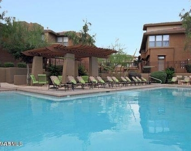 20100 N 78th Place - Photo Thumbnail 24