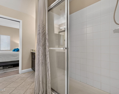 16801 N 94th Street - Photo Thumbnail 15