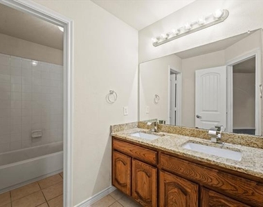 8204 Hitching Trail - Photo Thumbnail 13