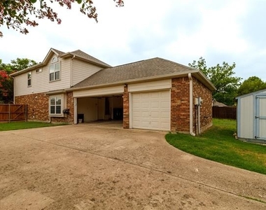 103 Westminister Avenue - Photo Thumbnail 34