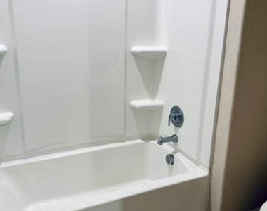 3706 Glenn Mews - Photo Thumbnail 27