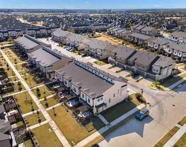 761 Cavitt Court - Photo Thumbnail 18