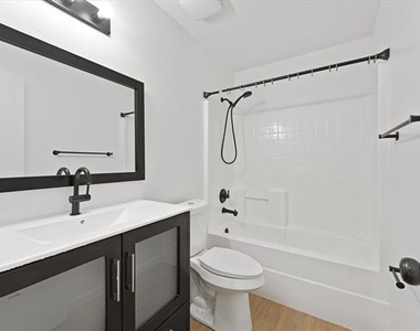 702 Lowe Drive - Photo Thumbnail 2