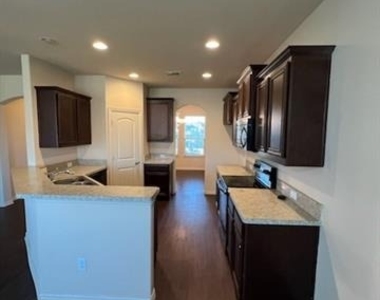3729 Caladium Lane - Photo Thumbnail 5