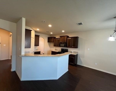 3729 Caladium Lane - Photo Thumbnail 7