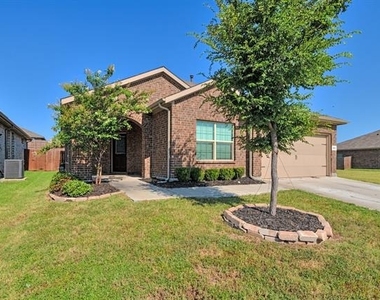 8305 Twisted Pine Way - Photo Thumbnail 1