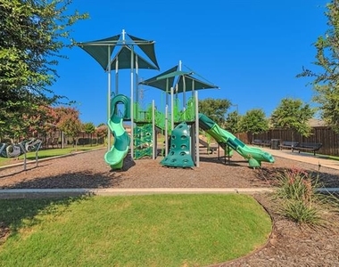 8305 Twisted Pine Way - Photo Thumbnail 23