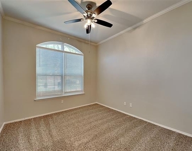 1626 Mallard Drive - Photo Thumbnail 11
