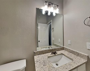 1626 Mallard Drive - Photo Thumbnail 14