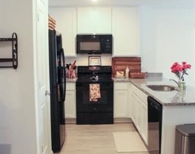 5840 Cherry Hollow Way - Photo Thumbnail 5