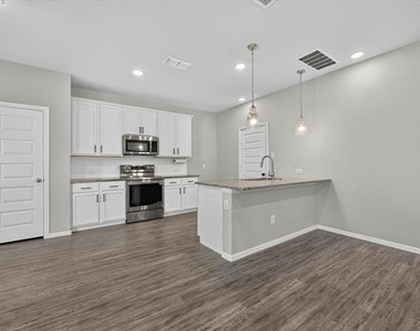 3348 Duncan Way - Photo Thumbnail 9