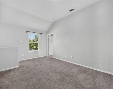 3348 Duncan Way - Photo Thumbnail 17