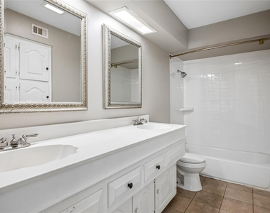10503 Berry Knoll Drive - Photo Thumbnail 13