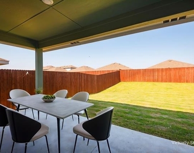6530 Diver Street - Photo Thumbnail 15