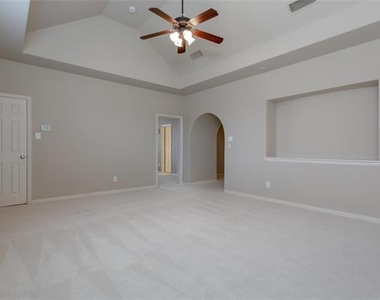 921 Pine Burst Drive - Photo Thumbnail 30