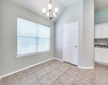 2844 Saddlebred Trail - Photo Thumbnail 11
