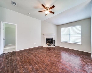 2844 Saddlebred Trail - Photo Thumbnail 20