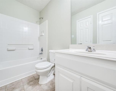 2844 Saddlebred Trail - Photo Thumbnail 6