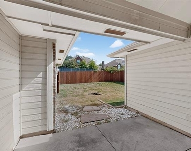 1426 Mapleview Drive - Photo Thumbnail 31