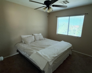 22319 N Vanderveen Way - Photo Thumbnail 7