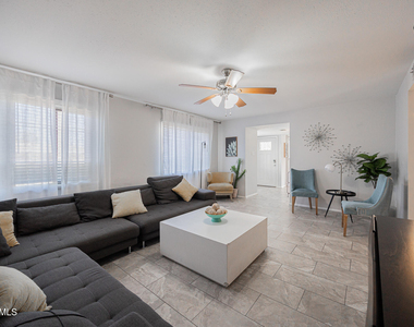 3931 N 86th Street - Photo Thumbnail 6