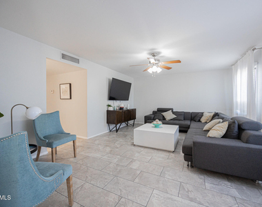 3931 N 86th Street - Photo Thumbnail 3