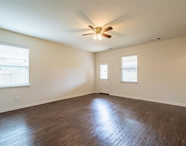 1911 Hot Springs Way - Photo Thumbnail 15
