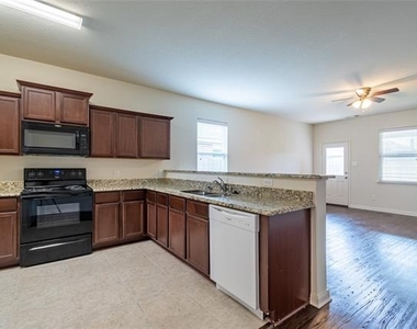 1911 Hot Springs Way - Photo Thumbnail 13