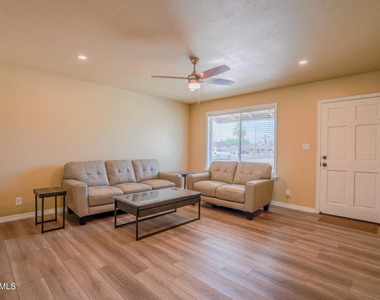 845 W Romo Jones Street - Photo Thumbnail 3