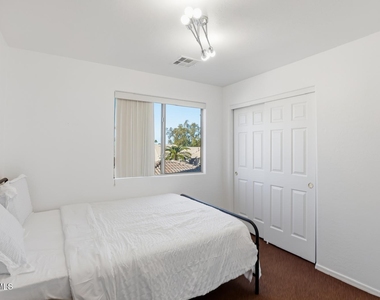 220 W Beechnut Place - Photo Thumbnail 30