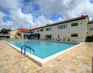 10924 Roebelini Palm Court - Photo Thumbnail 26