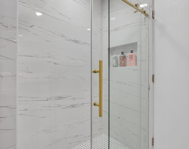10924 Roebelini Palm Court - Photo Thumbnail 11