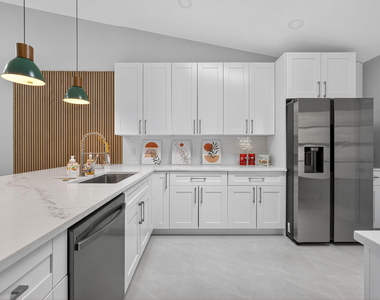 10924 Roebelini Palm Court - Photo Thumbnail 3