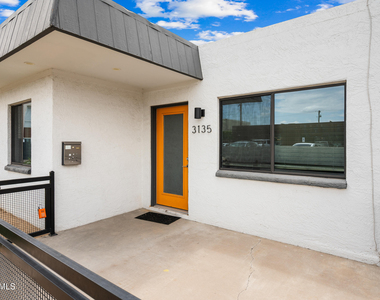 3131 E Fairmount Avenue - Photo Thumbnail 1