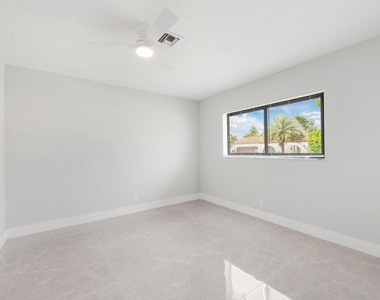 3720 Nw 110th Avenue - Photo Thumbnail 17