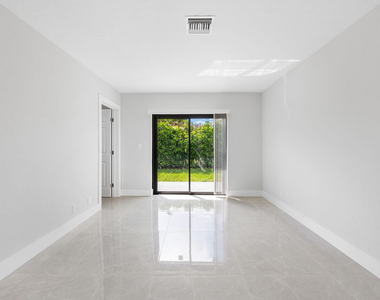 3720 Nw 110th Avenue - Photo Thumbnail 13