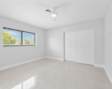 3720 Nw 110th Avenue - Photo Thumbnail 14