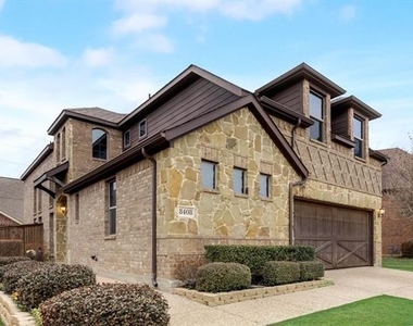 8408 La Fontaine Drive - Photo Thumbnail 17