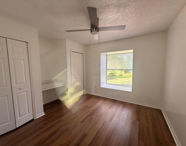 1765 Sw Desert Avenue - Photo Thumbnail 4